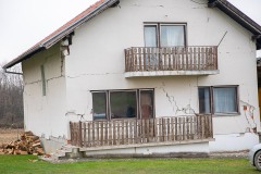 damaged-house-Strašinci